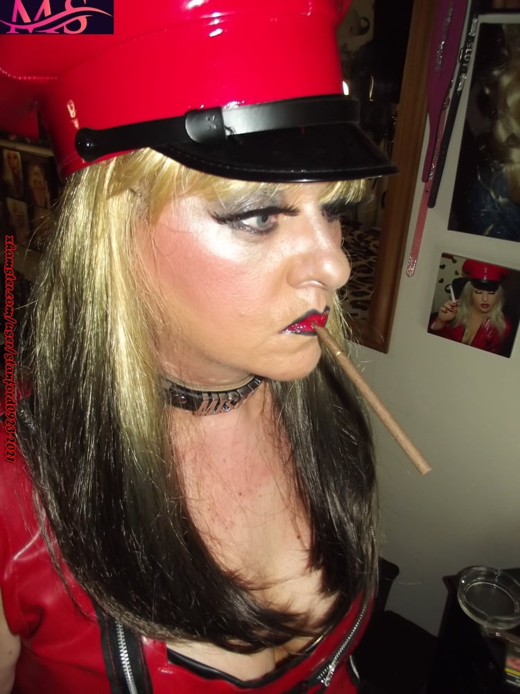 Mistress Smoke Pt 25 Lets Her Guard Down 4025704