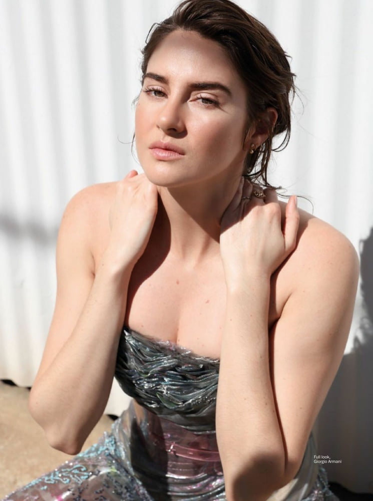 Shailene Woodley è una donna molto bella.
 #105680354