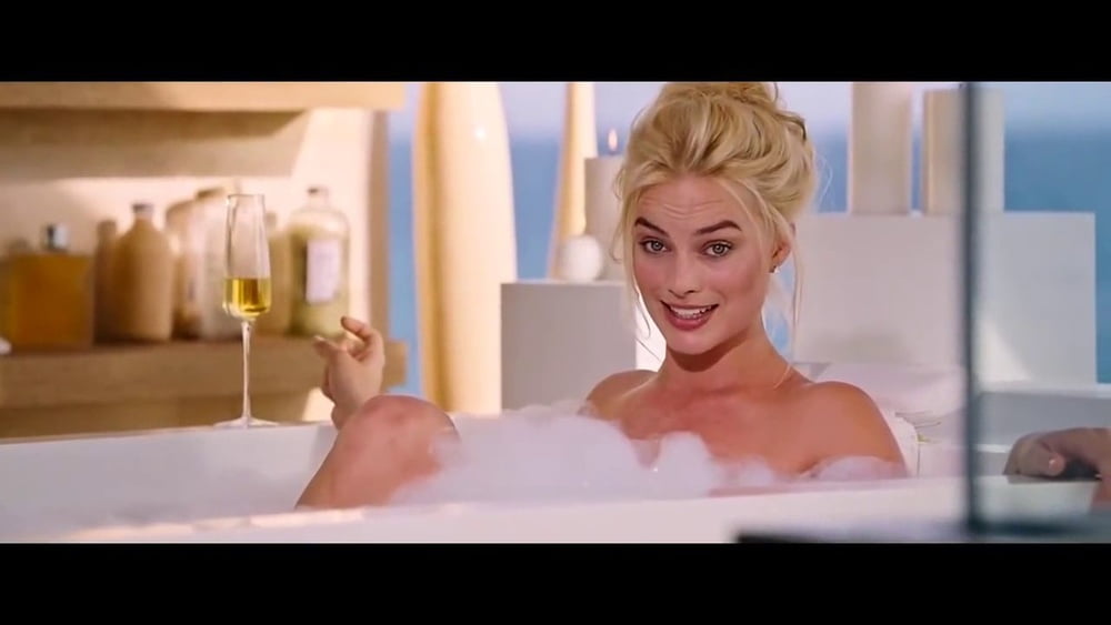 Margot Robbie All of the lights. #89016043