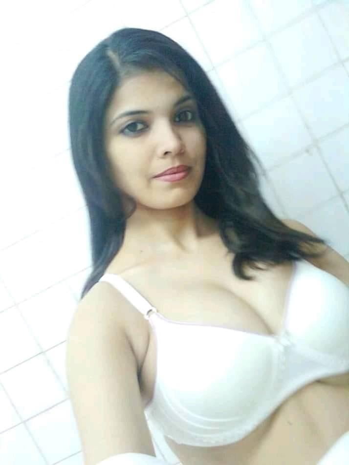 Sexy Ameise
 #89853457