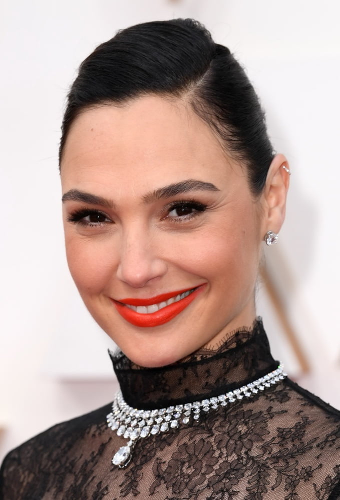 Gal gadot - oscar - vf party '20
 #106380507