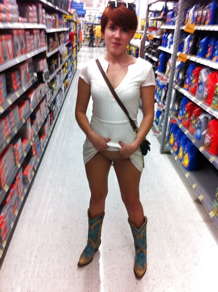 FLASHING IN SHOPS #88892748