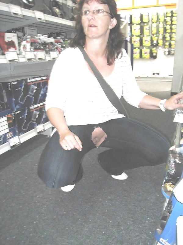 FLASHING IN SHOPS #88892767