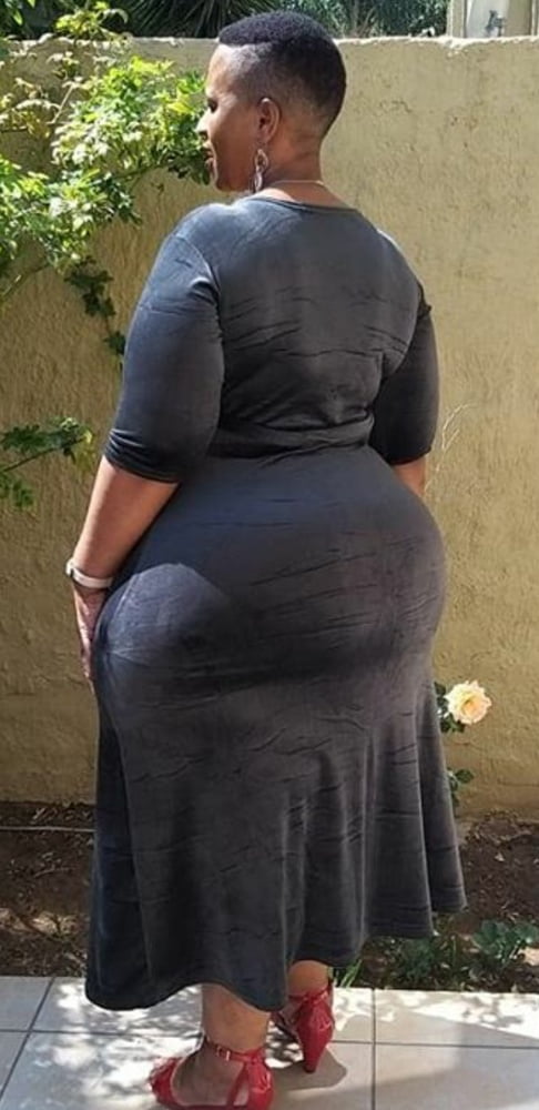 Extra wide mega hip big booty sexy pear Makholwa #81619831