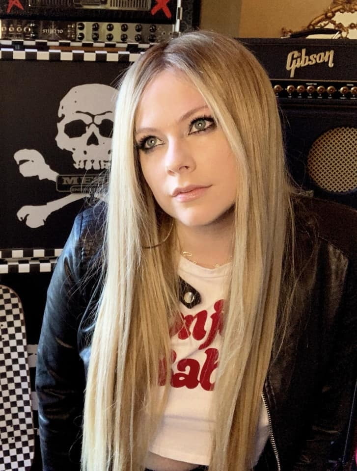 Avril Lavigne sexy real and fake #94790274