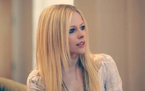 Avril Lavigne sexy real and fake #94790777