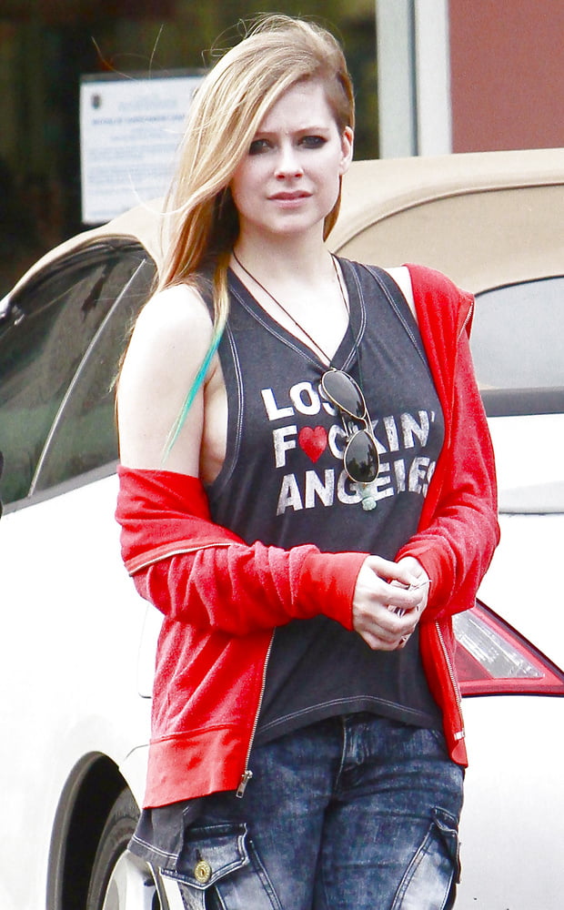 Avril Lavigne sexy real and fake #94791238