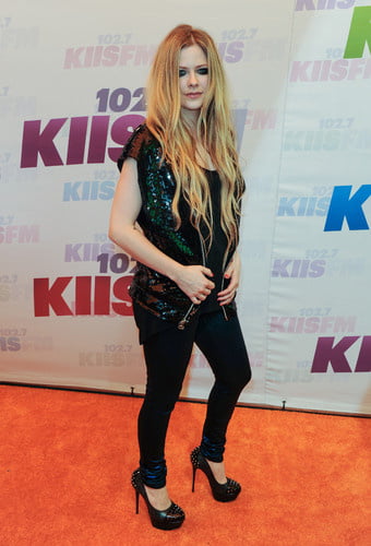 Avril lavigne sexy real and fake
 #94791592