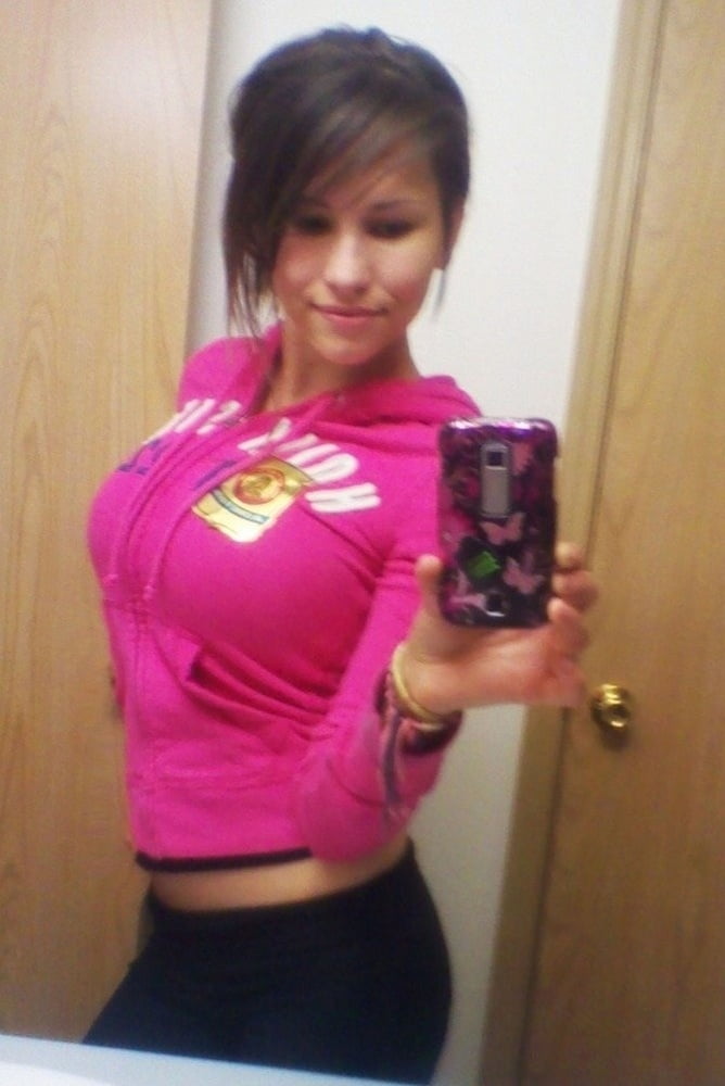 Amateur morena 160
 #104647876