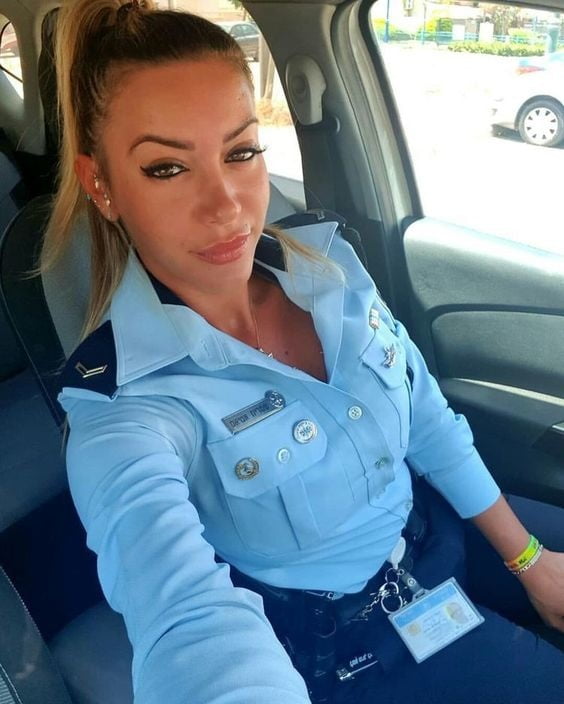 Donne della polizia
 #81800488