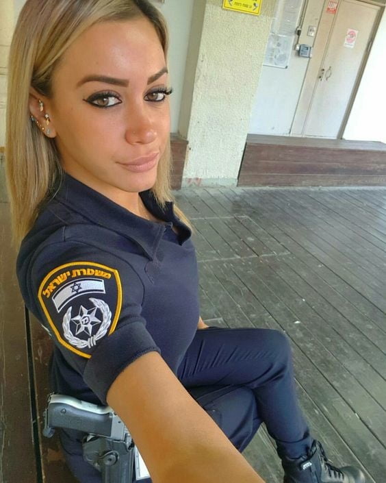 Police women #81800558