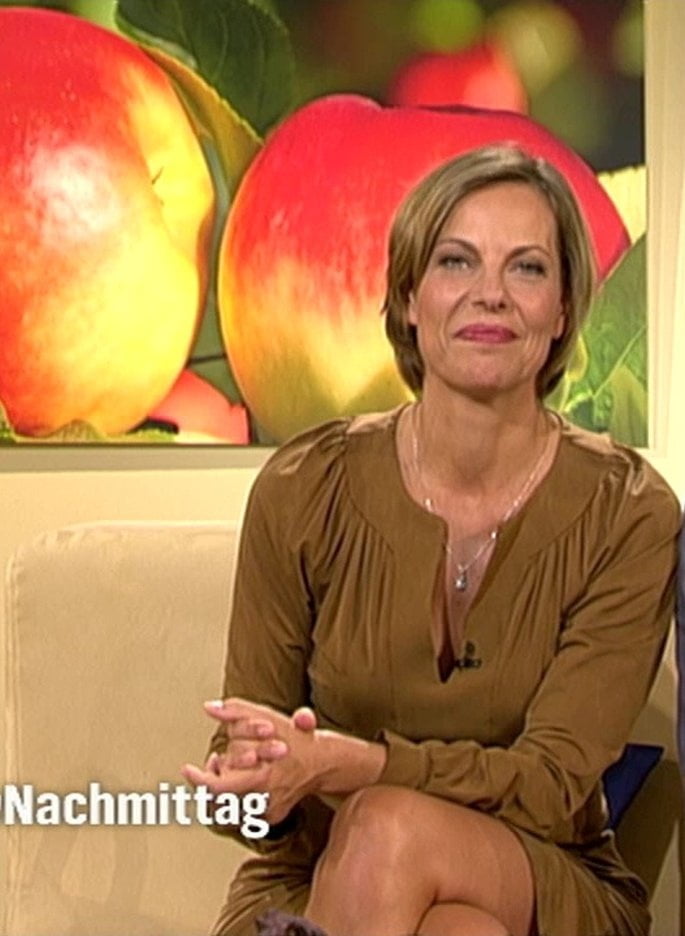 ドイツのテレビ番組の乳房クリスティナ・リュードケ
 #92442528