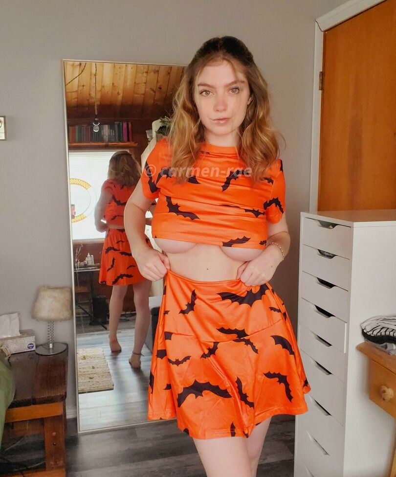 Makoshake nude #107503168