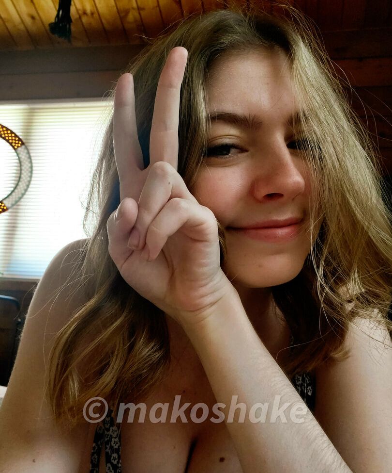 Makoshake nude #107504356