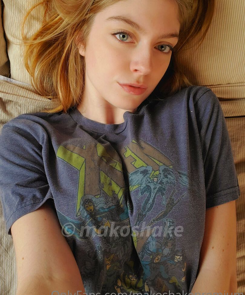 Makoshake nude #107504869