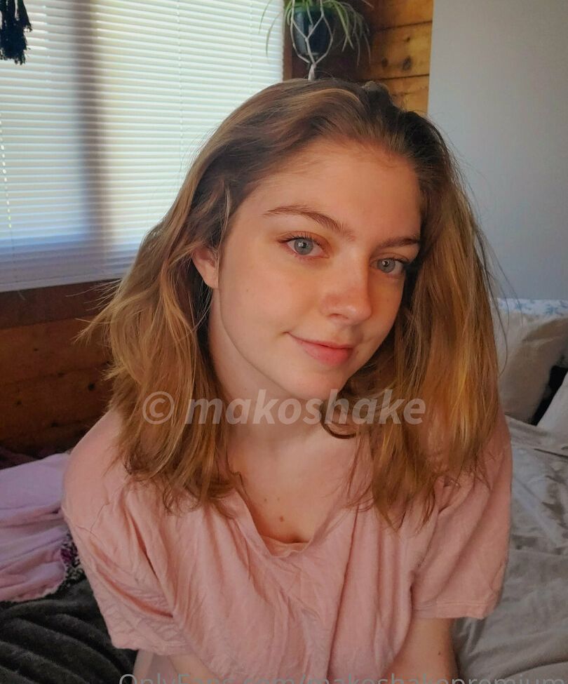 Makoshake nude #107504935