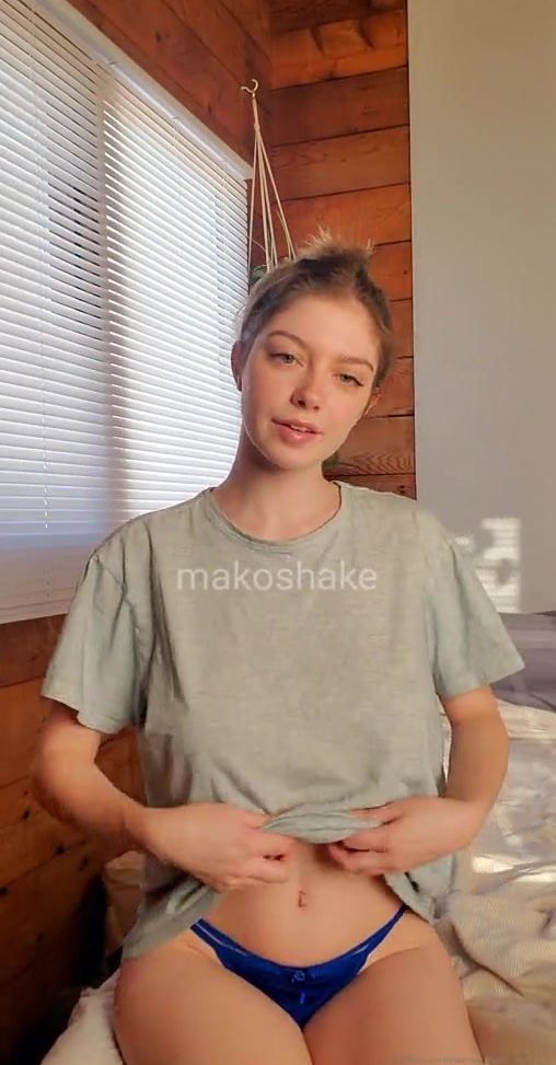 Makoshake nude #107505144