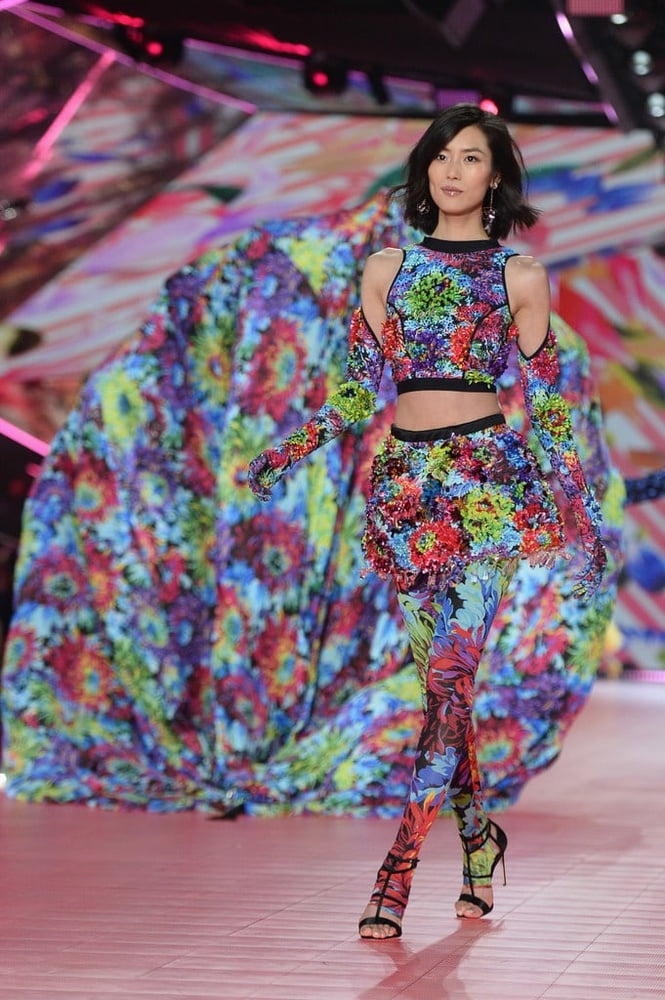 Liu wen
 #87397914