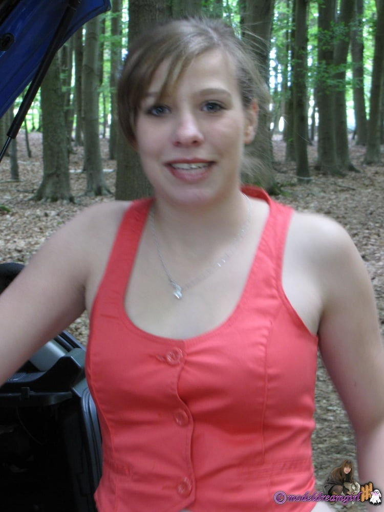 CINDY CAR IN WOODS #88104685