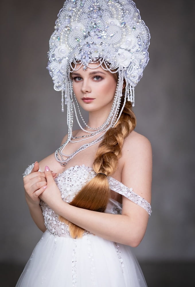Natali Natalia Tihomirova #99945336