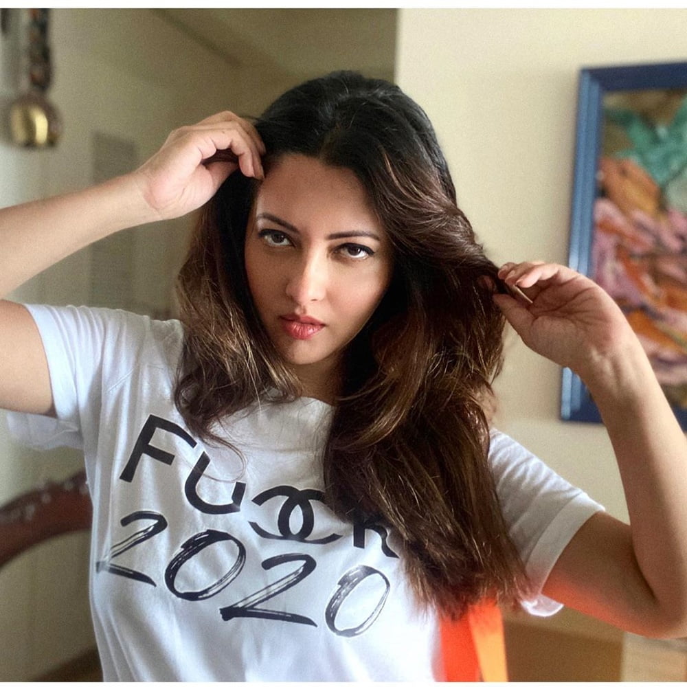 年齢を感じさせない美しさ riya sen インドのモデル 古い＆新しい写真 脚のセックス
 #97347770