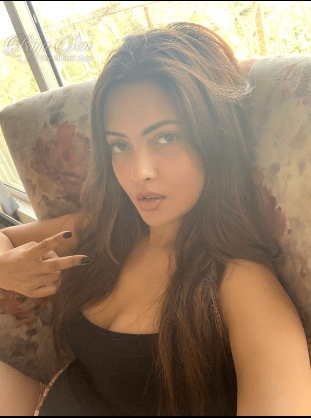 年齢を感じさせない美しさ riya sen インドのモデル 古い＆新しい写真 脚のセックス
 #97347925