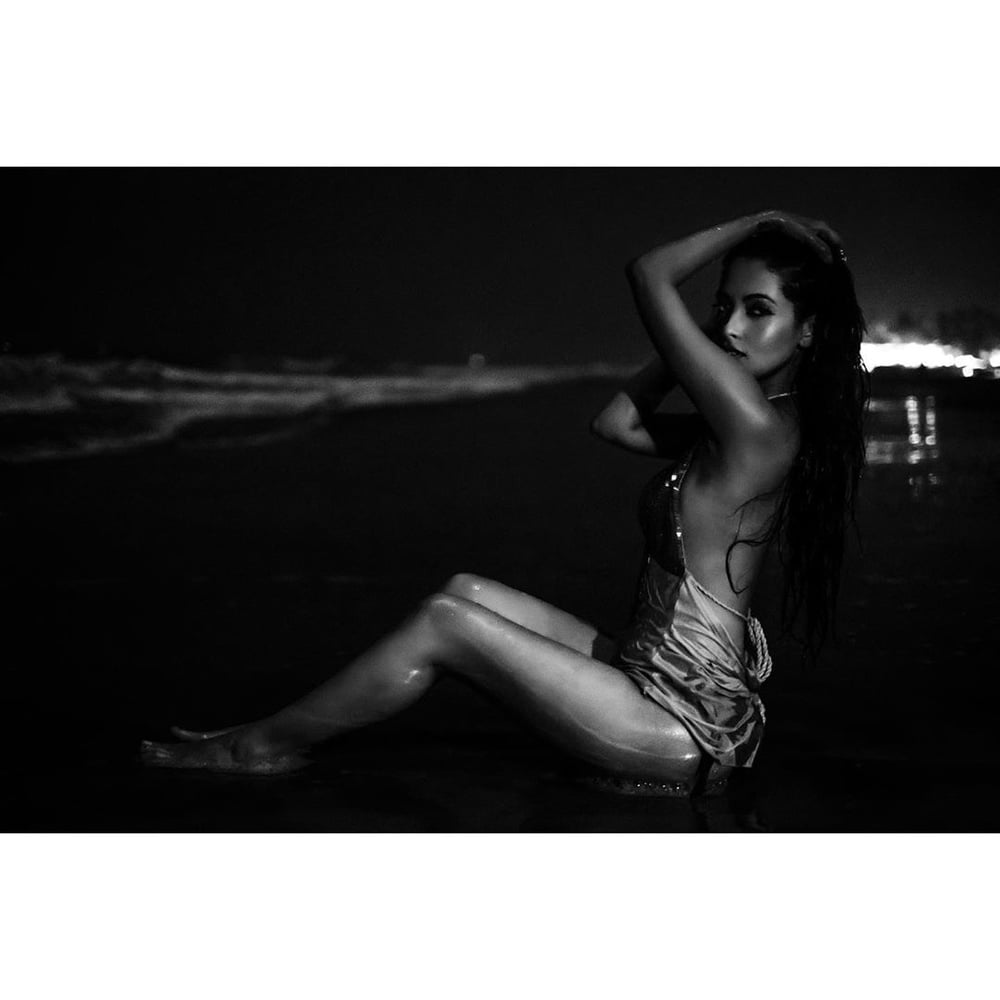 年齢を感じさせない美しさ riya sen インドのモデル 古い＆新しい写真 脚のセックス
 #97348444