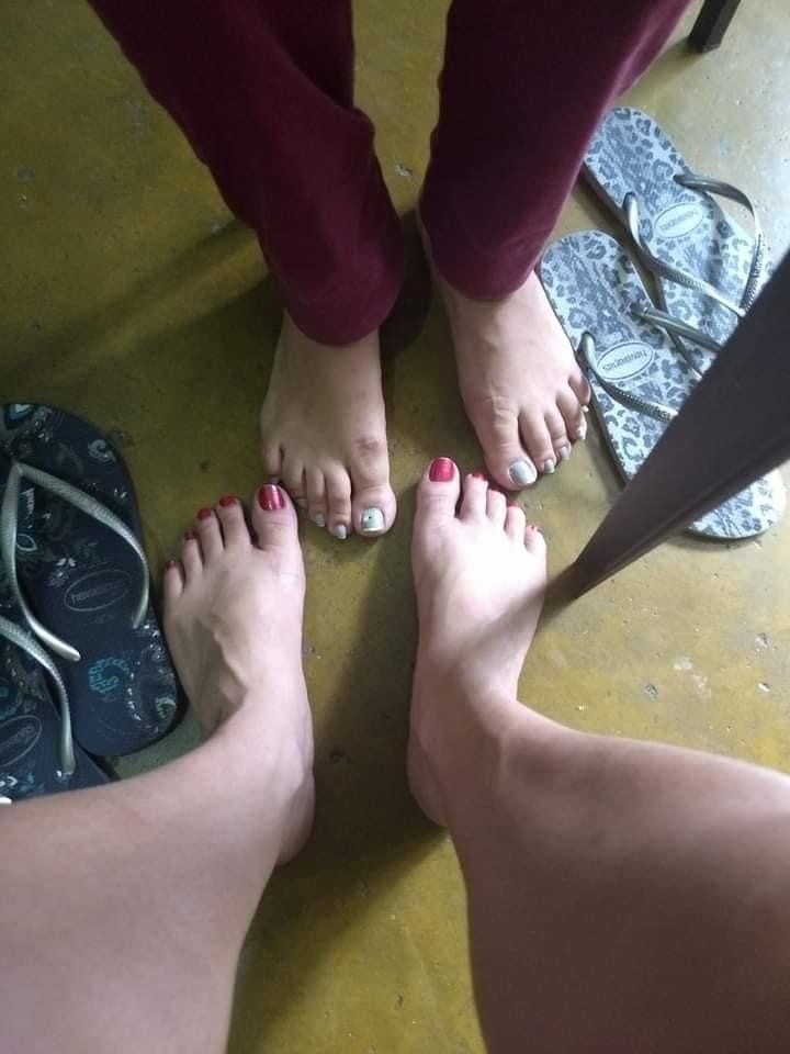 Feet #80716024