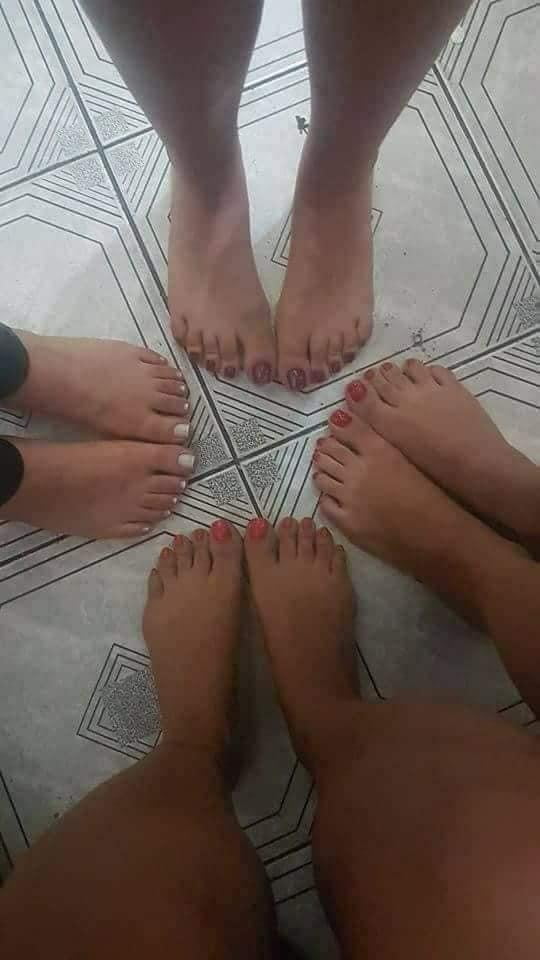 Feet #80716027