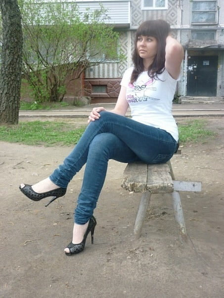 dressed women #102979731