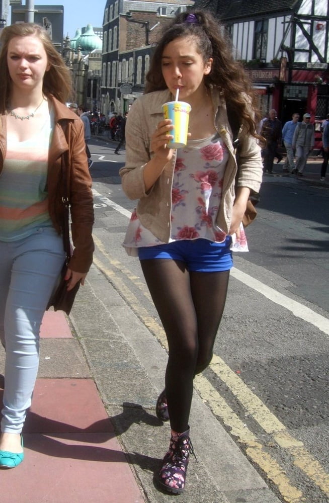 Collant da strada - uk & euro girls parte 2
 #91037246