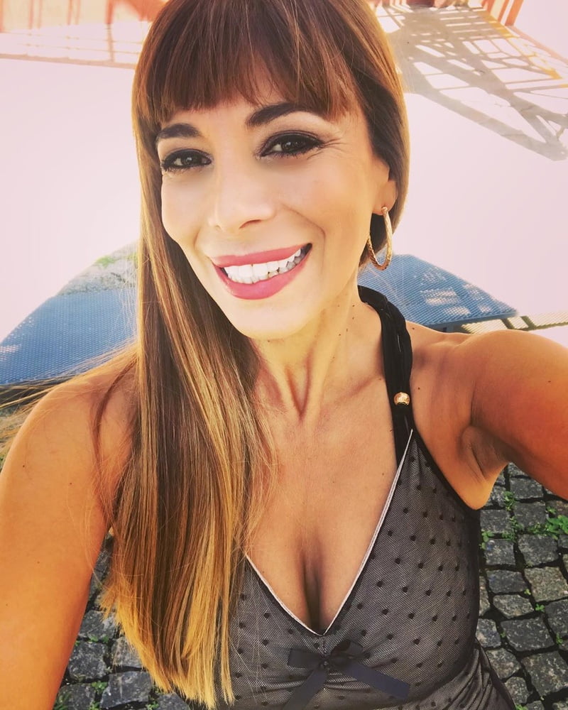 Ximena capristo
 #105998164