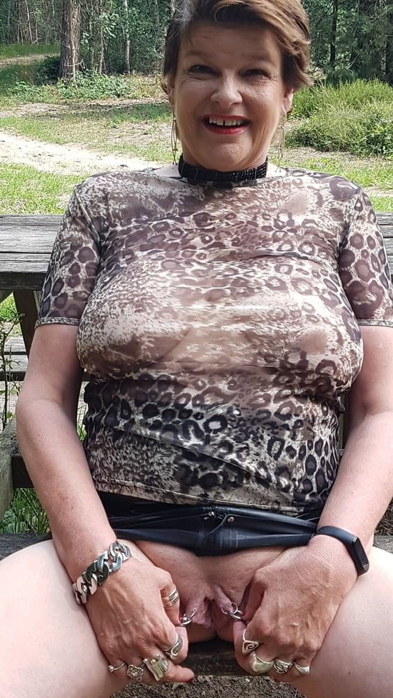 Ein Loblied auf ältere Frauen - 132
 #92412304