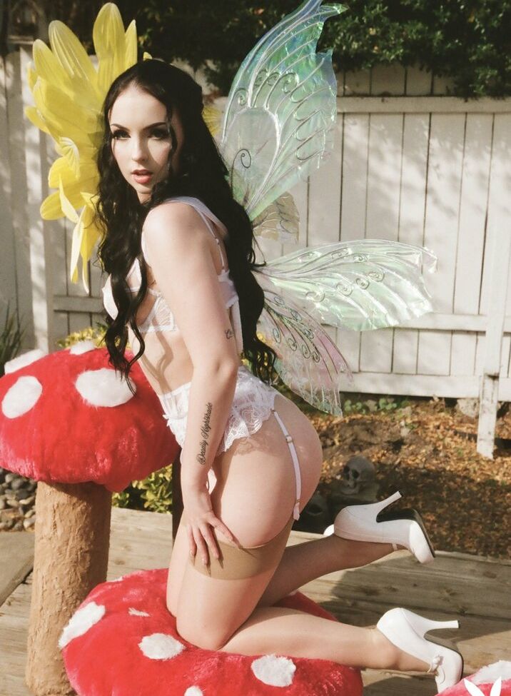 Toby Taylor desnuda #108062402