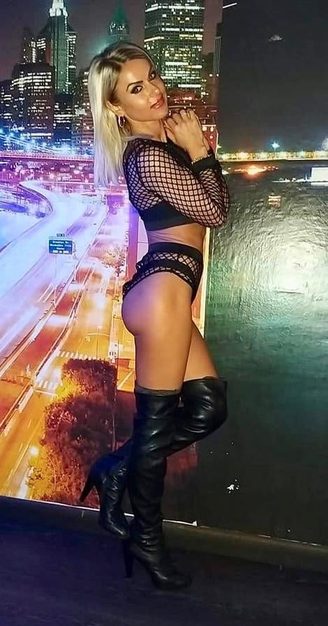 Hot fishnet #3
 #93276988