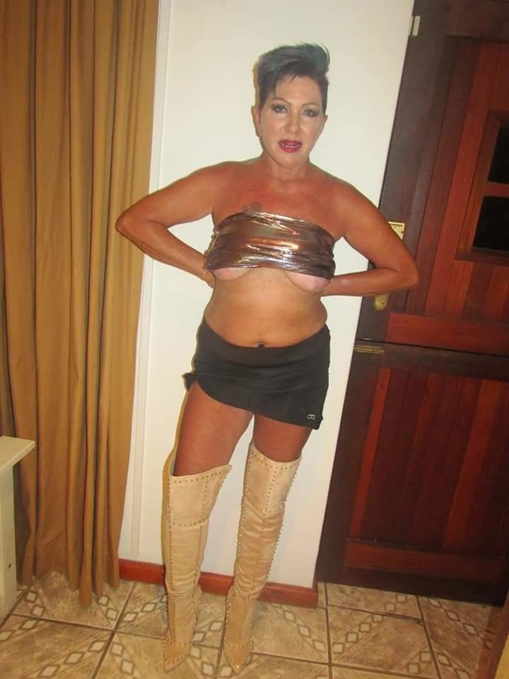 Eliz beukes #89991483