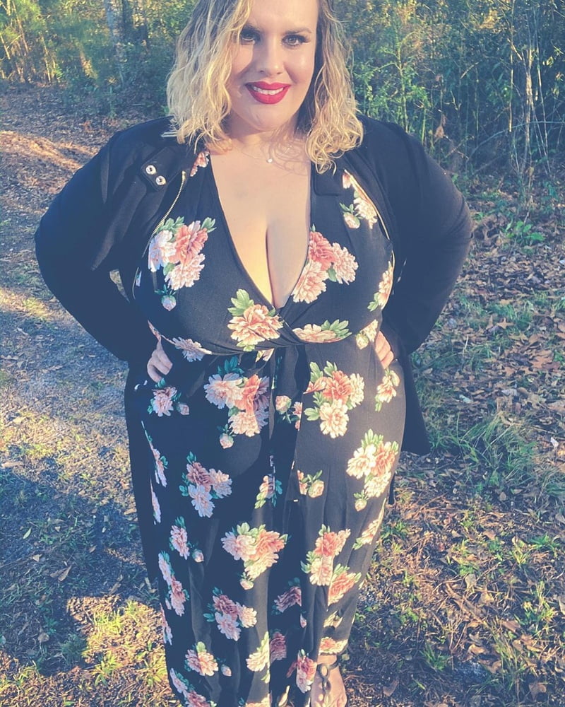 Cock loving curvy women bbw pawg thot
 #90377682