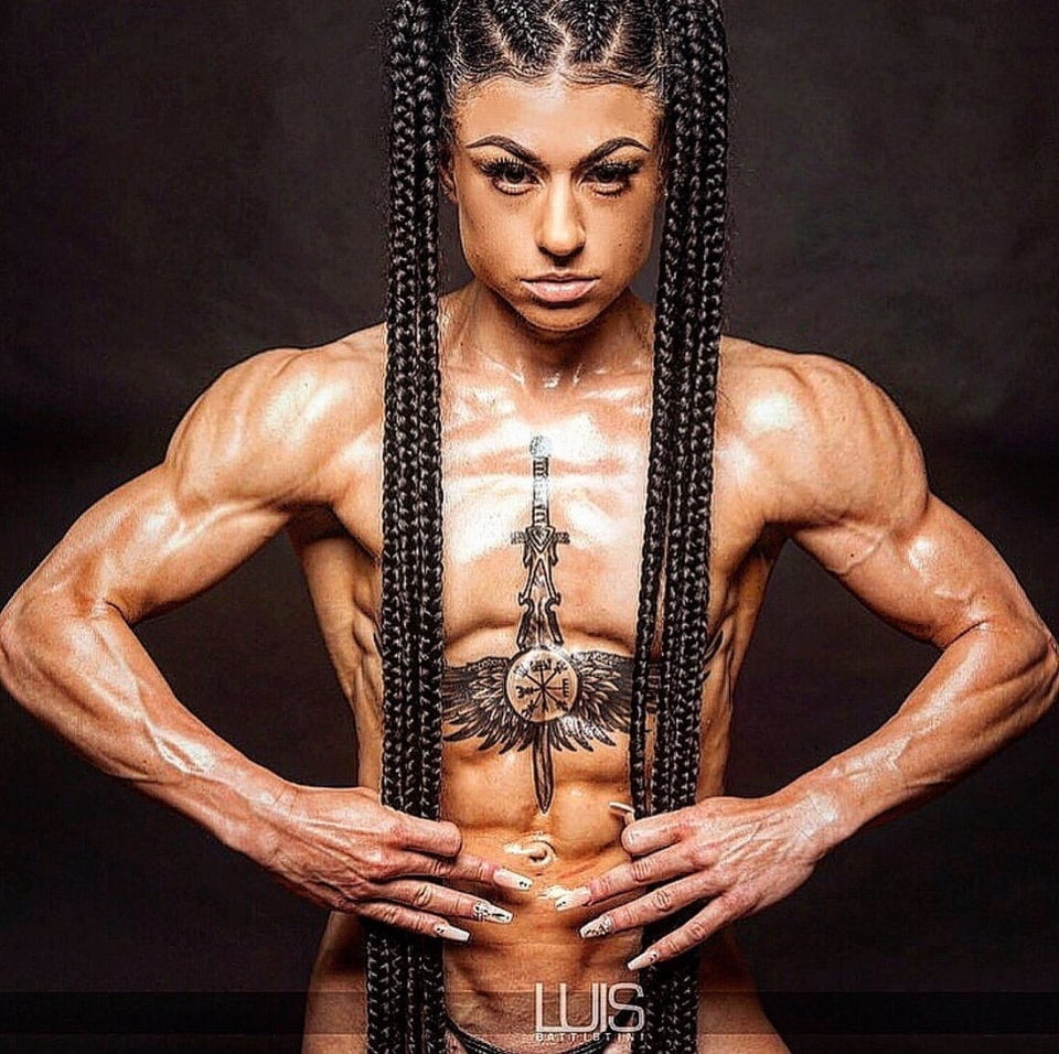 Diosas musculosas 3
 #90749058