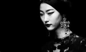 Black and white #94884279