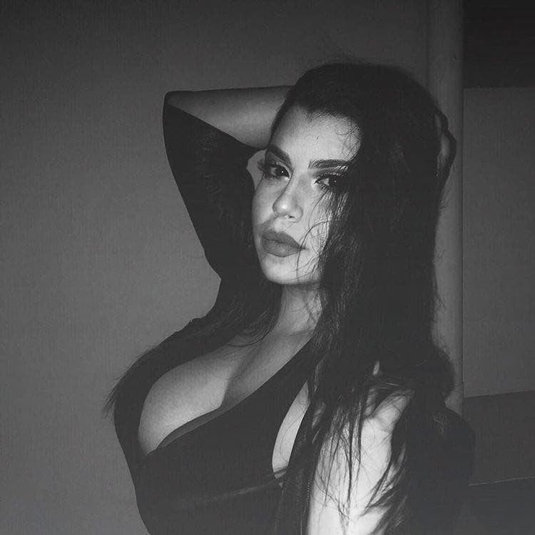Black and white #94884415