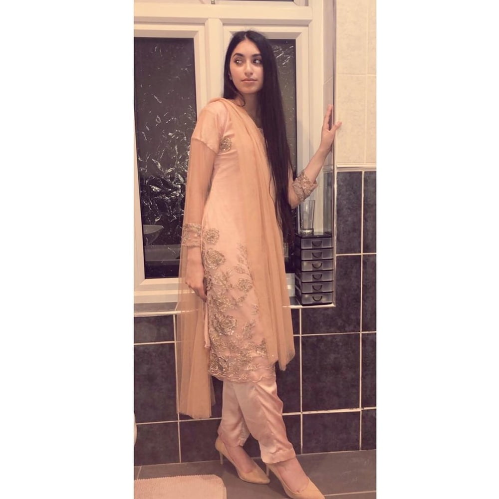 Sexy Pakistani Women Who Make Me Hard sexy Paki Bengali #99250070