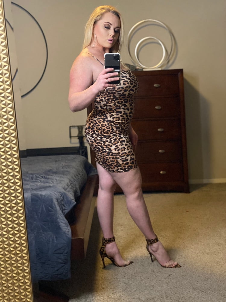Blonde amateur with big tits #89243161