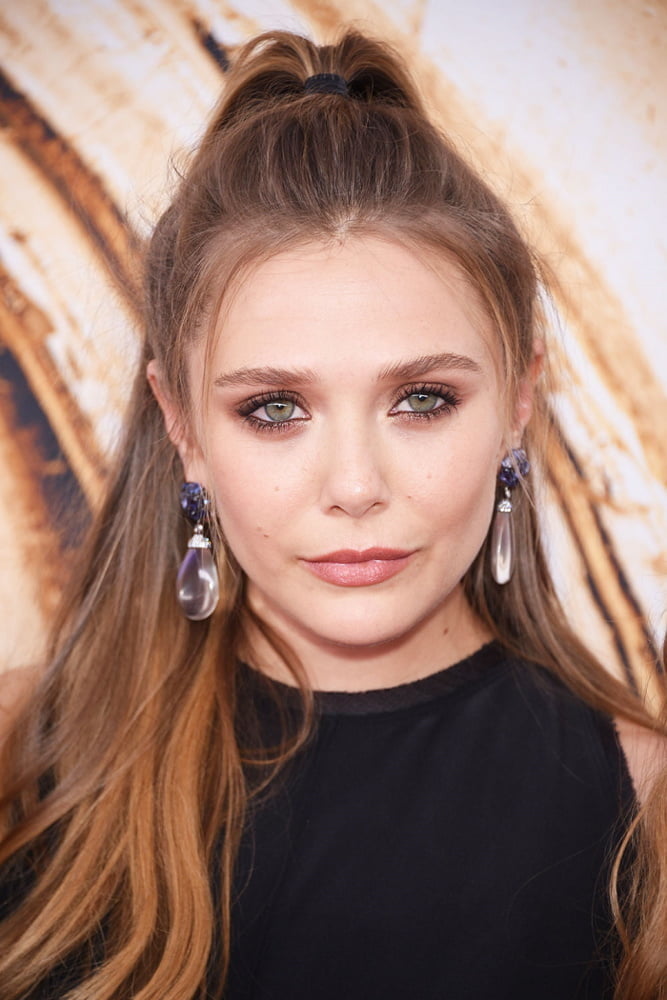 Elizabeth Olsen #95493165