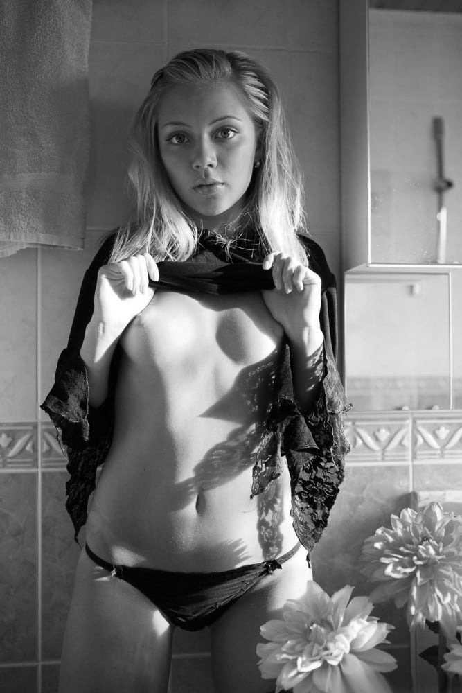 Sábado erótico
 #90005150