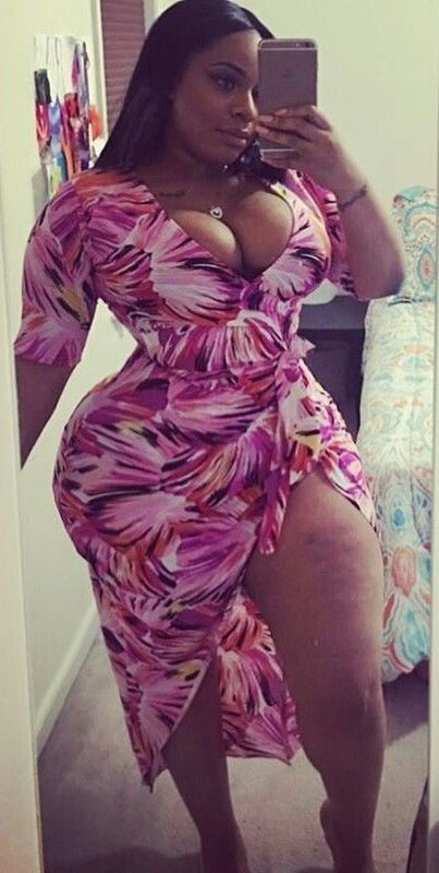 Chicas negras
 #105869129