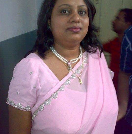 My mom hot saree blouse  sexy #81889723