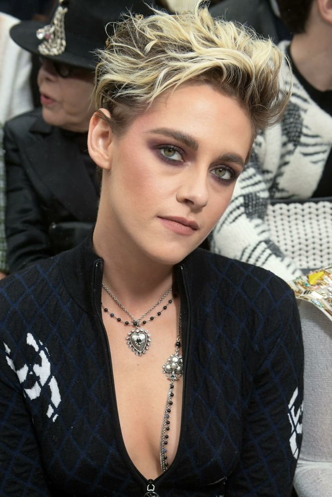 Kristen stewart preferiti 2
 #98040595