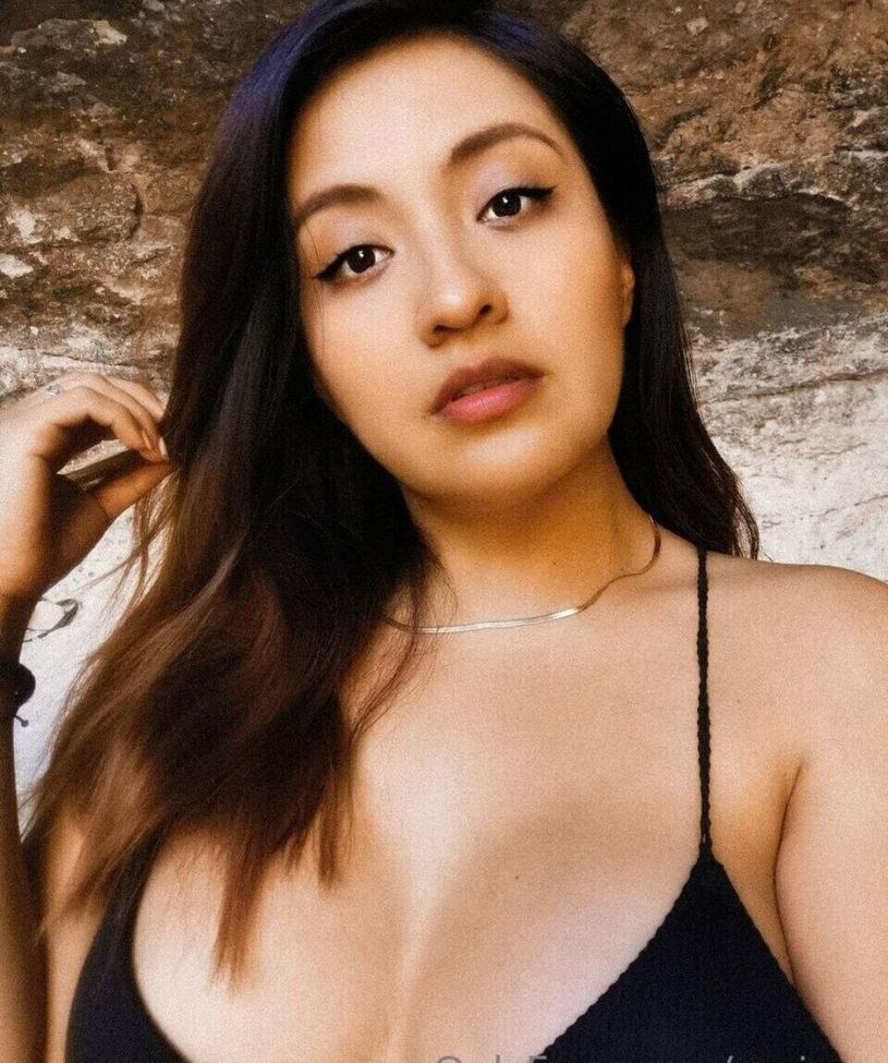 Yari San desnuda #108110327