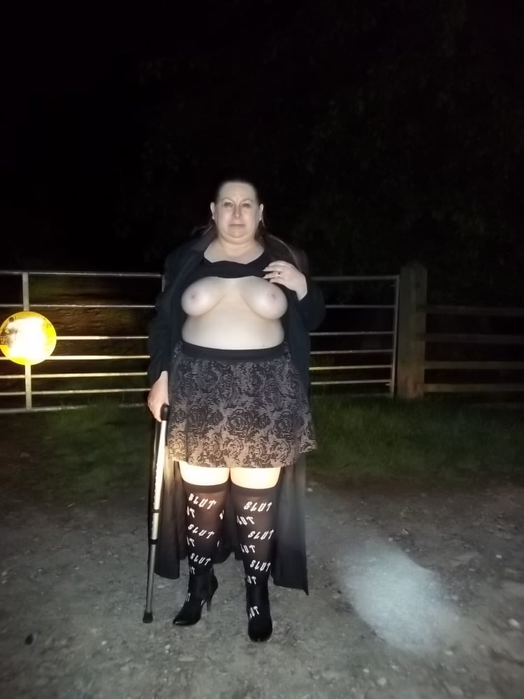 Cheeky Flashing #107063407