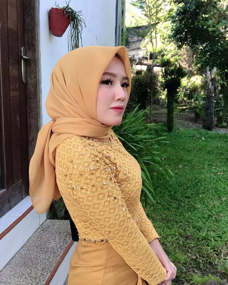 Melayu Tudung Cintik #80216188
